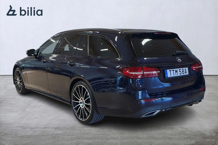 Bild 2 av Mercedes-Benz E 220 T d 9G-Tronic, 194hk AMG/DRAG/NIGHTPACKAGE