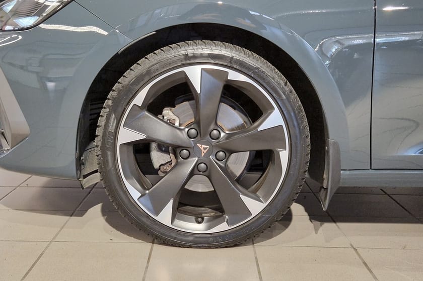 Bild 3 av CUPRA Leon Sportstourer | Drag | Farthållare | Backkamera | 150 hk