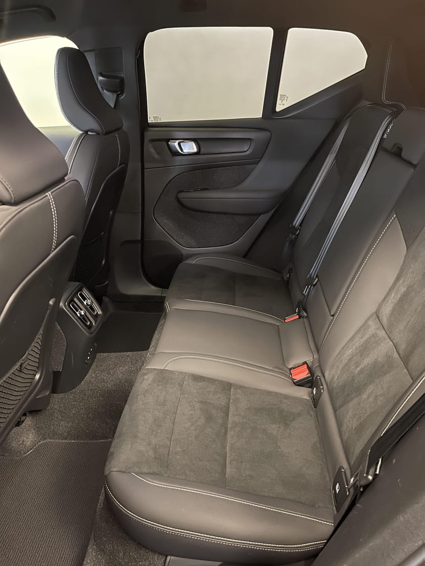 Bild 5 av Volvo XC40 Recharge Extended Range Core / Navigation / Backkamera /