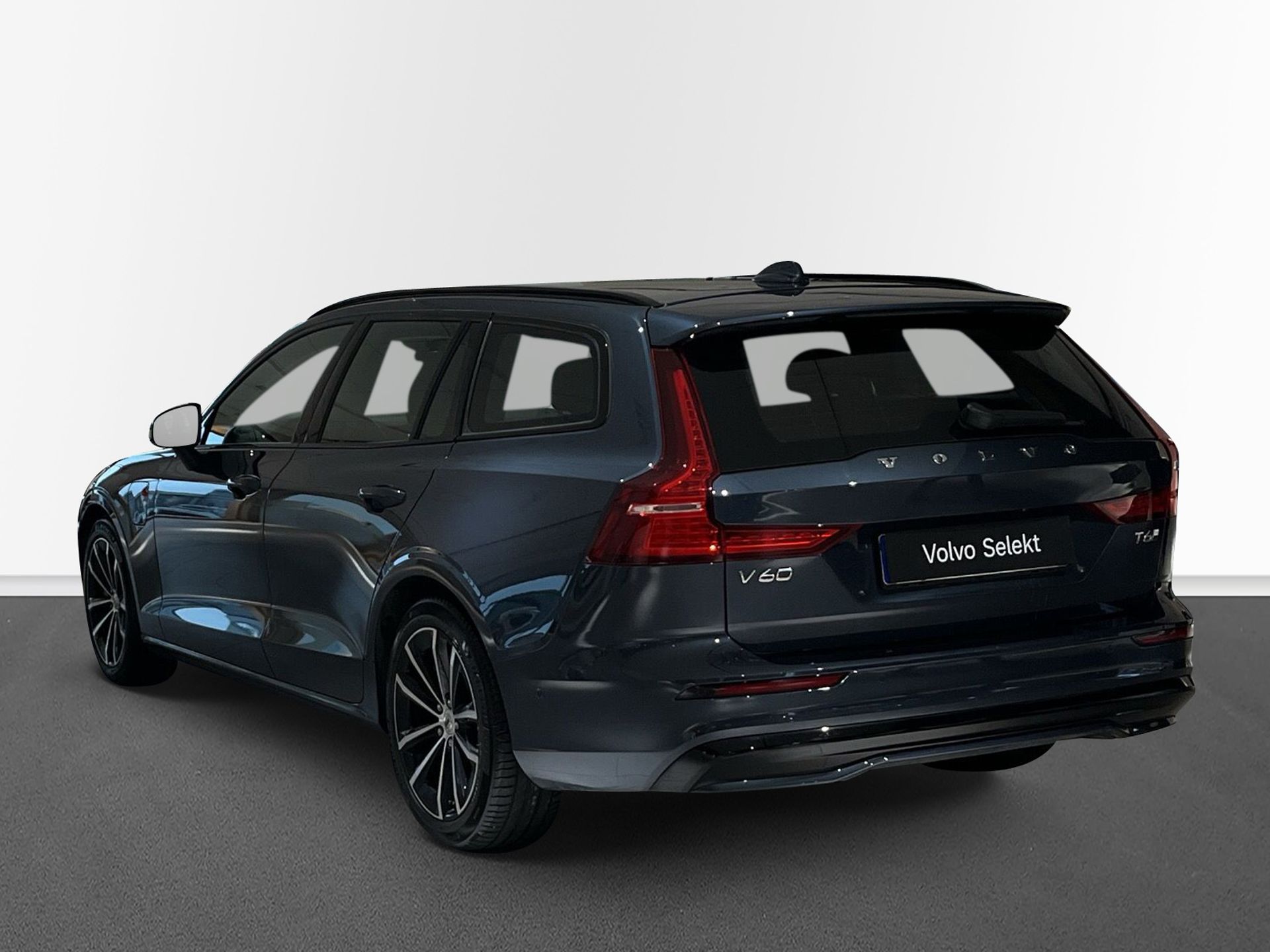 Volvo V60 T6 Plus Dark Nordic 2026, bild 2/10