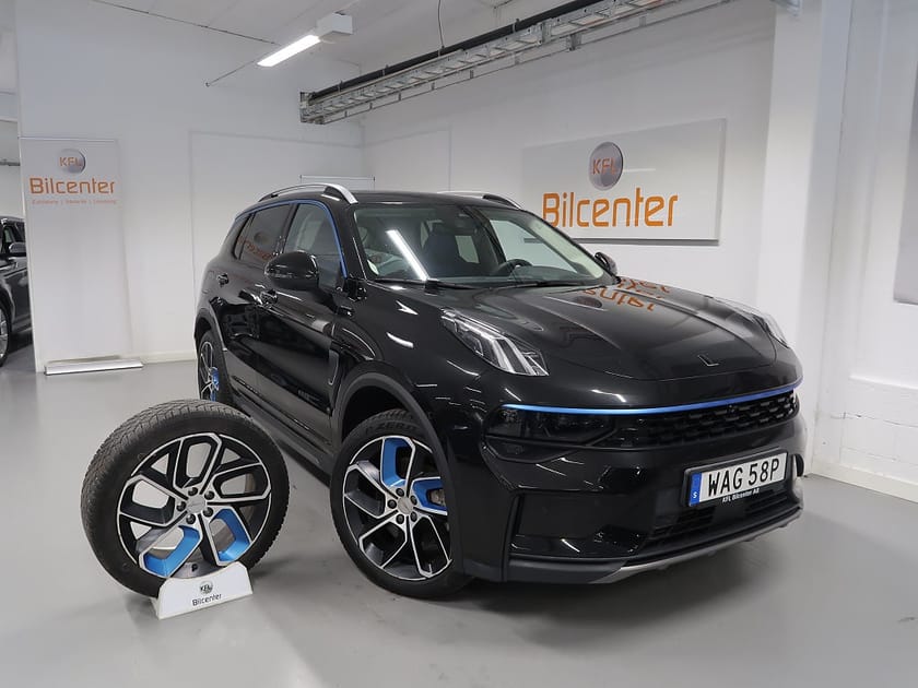 Bild 1 av Lynk & Co 01 PHEV V-Däck ingår 360°-Infinity-Pano-Elstol-Navi-CarPla