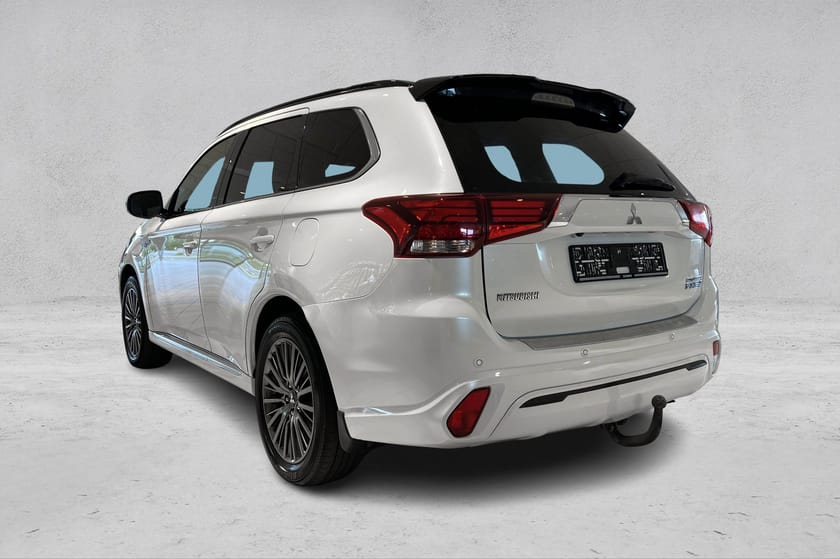 Bilde 3 av Mitsubishi Outlander PHEV 2.4L | | 224hk | AWD | Instyle+ |