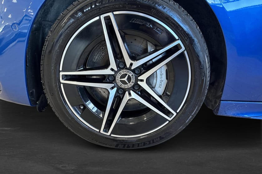 Bild 5 av Mercedes-Benz C 300 T e Pano Keyless 360