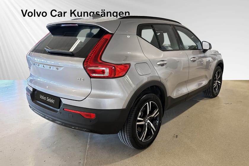 Bild 5 av Volvo XC40 B4 FWD Bensin Plus Dark