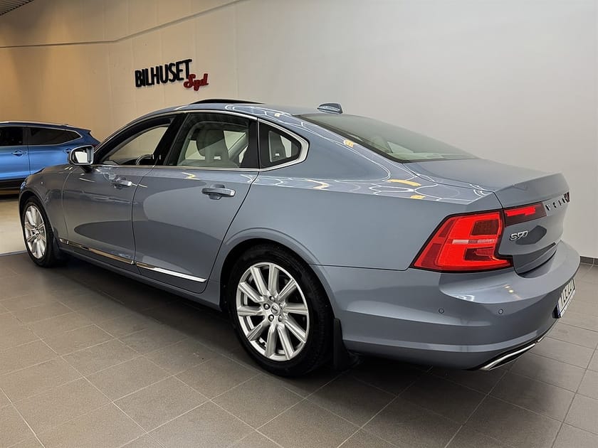 Bild 4 av Volvo S90 D4 190hk Inscription Tlucka/HUD/Värmare/Läder/Navi/Bkamera/Krok