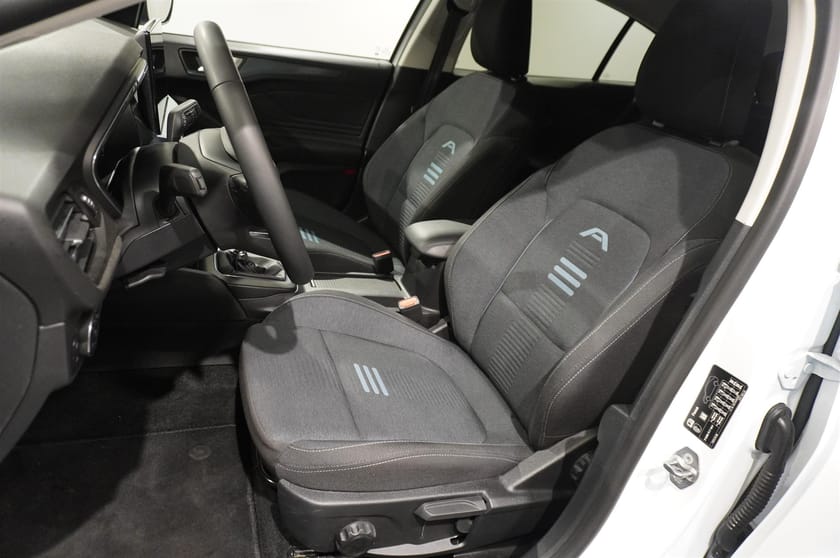 Bild 4 av Ford Focus Active 5d 1.0T EcoBoost Drag Kamera LED