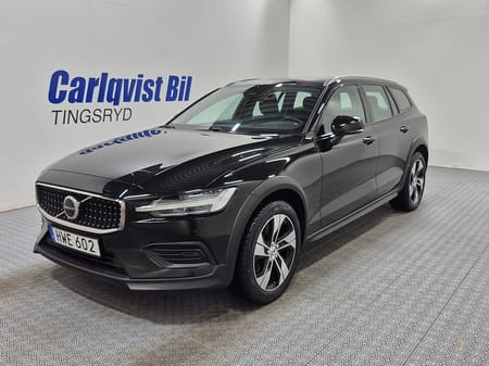 Volvo V60 Cross Country B4 MILDHYBRID AWD CORE 197HK 4x4