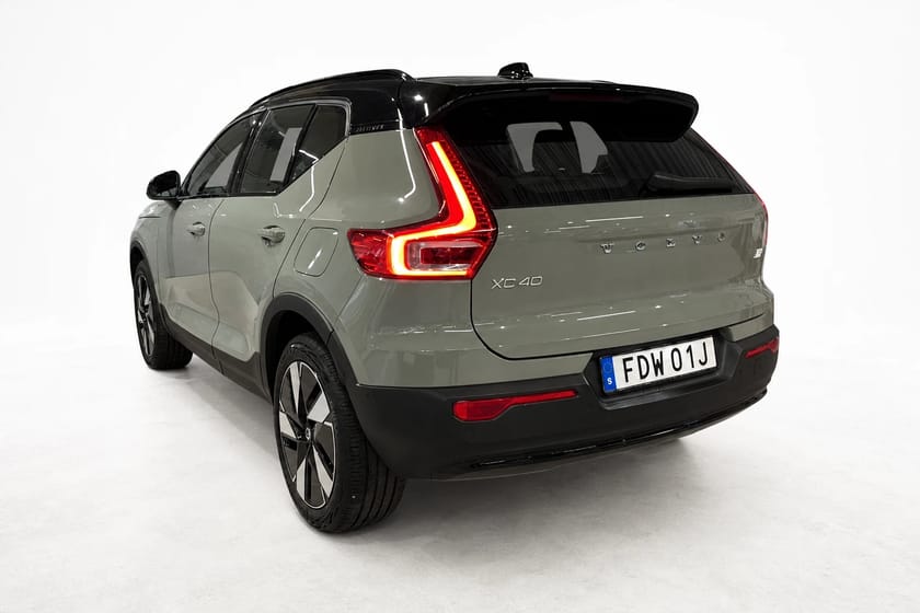 Bild 2 av Volvo XC40 Recharge Twin Ultimate Drag 360 H/K Panorama