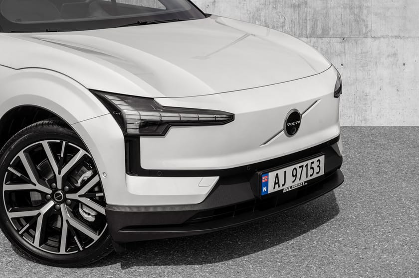 Bilde 2 av Volvo EX30 Twin Motor Performance Ultra, 360kam, Pano, Harman&Kardon++