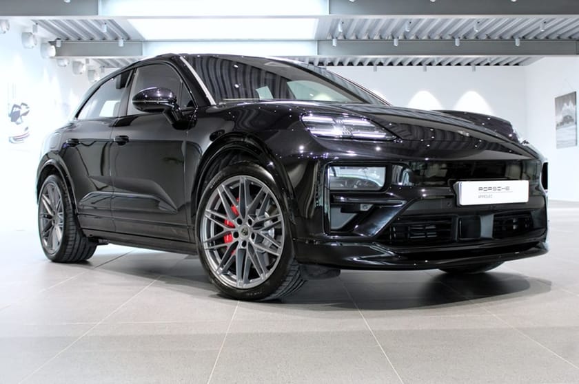 Bild 1 av Porsche Macan Turbo Electric