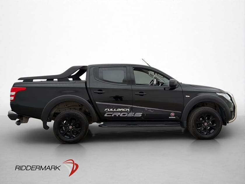 Bild 2 av Fiat Fullback Double Cab Cross 4x4 181hk Värmare Drag Diff Skinn Moms