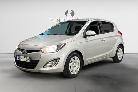 Hyundai i20 5-dörrar 1.2 84 HK PREMIUM M-VÄRM BLUETOOTH PDC 6900MIL