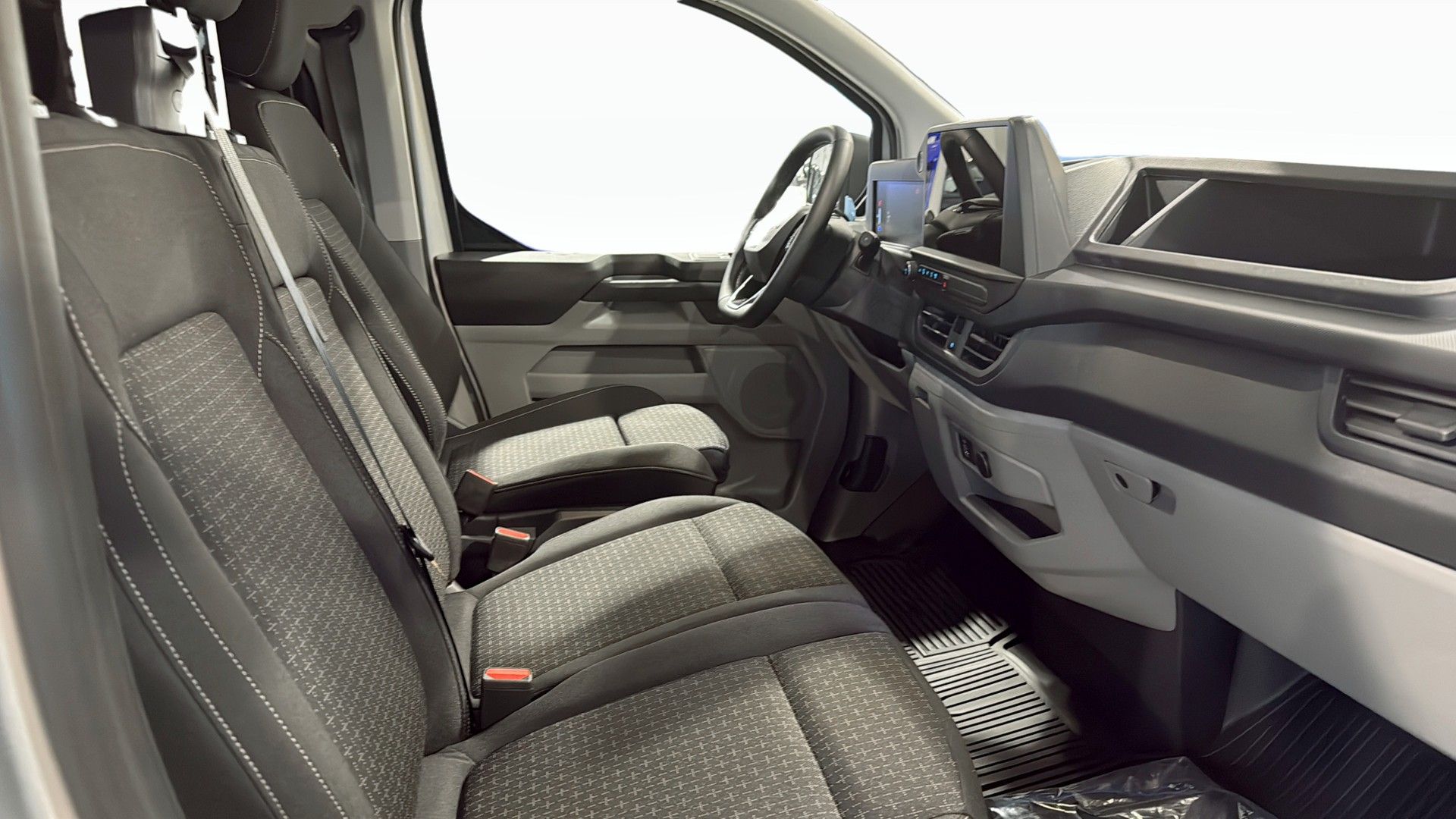 Ford Transit Custom E-Transit Custom 320 2025, kuva 3/18