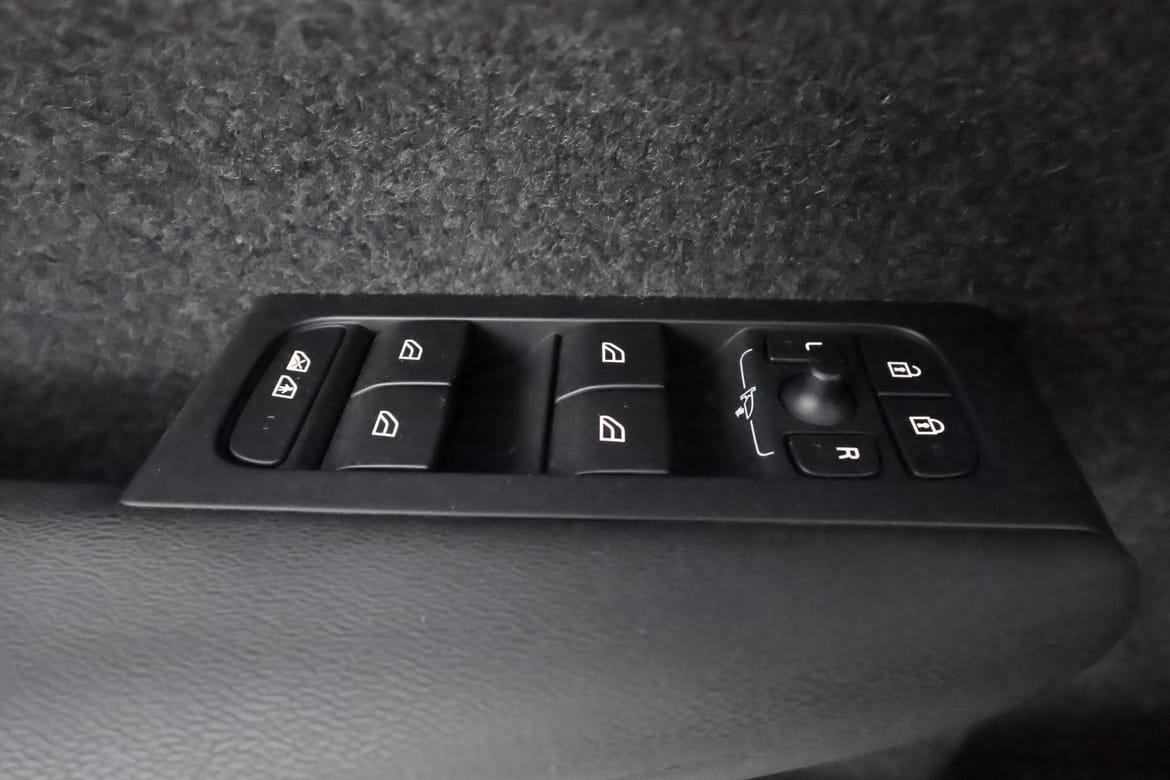 Volvo XC40 2023 - miniatyr 24