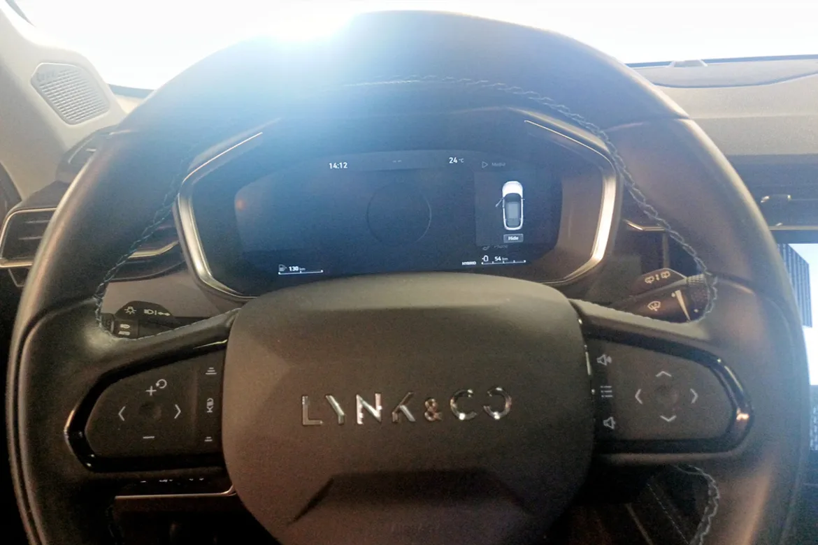 Lynk & Co 01 PHEV