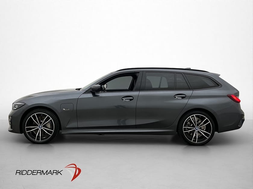Bild 4 av BMW 330e xDrive Touring M Sport HiFi Dragkrok Kamera Elstol