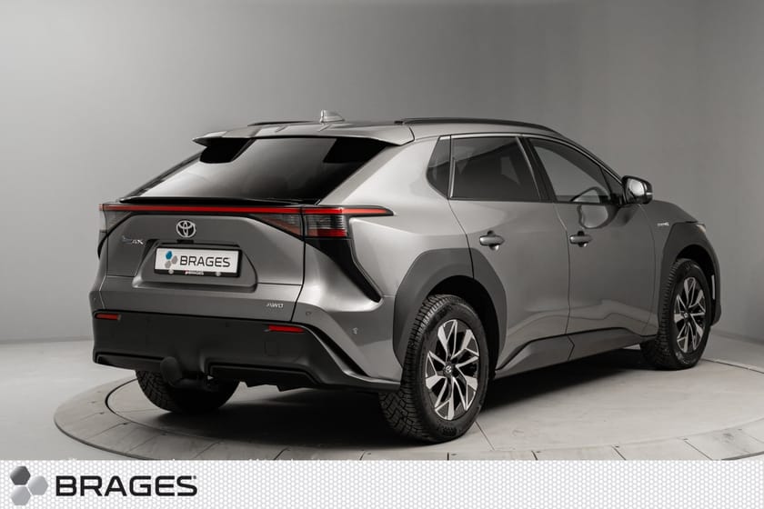 Bilde 4 av Toyota bZ4X AWD Executive