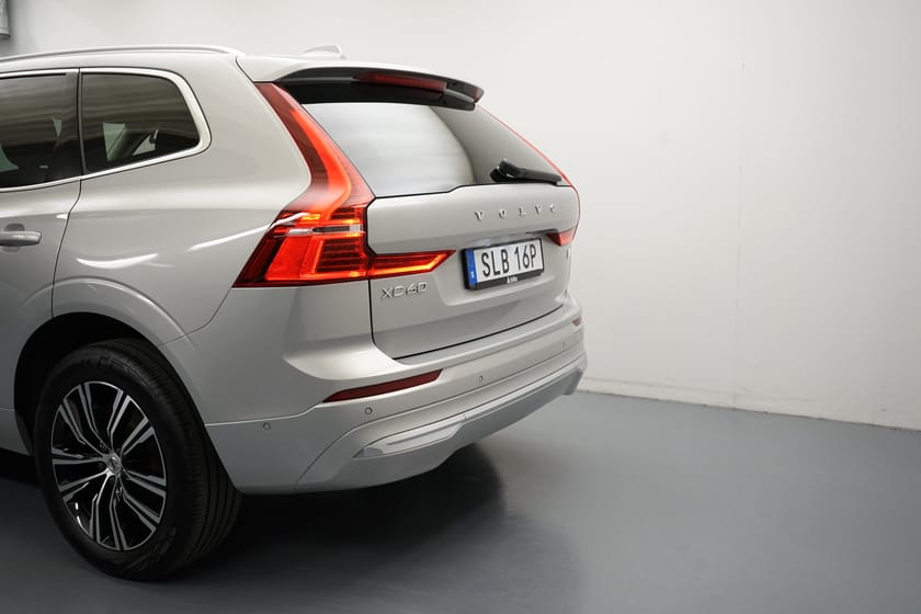 Bild 3 av Volvo XC60 Recharge T6 Inscription, Taklucka, Baklucka elmanövrerad, Dragkrok