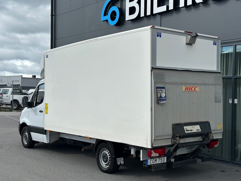 Bild 2 av Mercedes-Benz Sprinter 316 CDI Chassi Volymskåp B-gavellyft