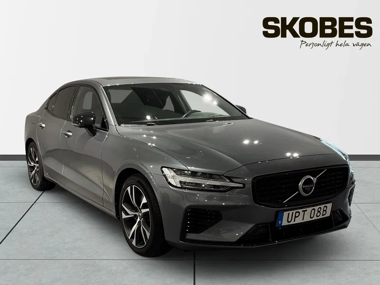 Volvo S60 Recharge T8 R-Design