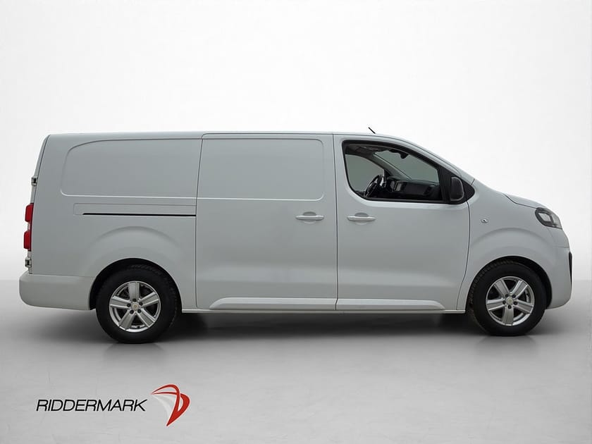 Bild 2 av Fiat E-Scudo 75 Skåpbil L3 136hk Drag 3-Sits Farthållare CarPlay MOMS