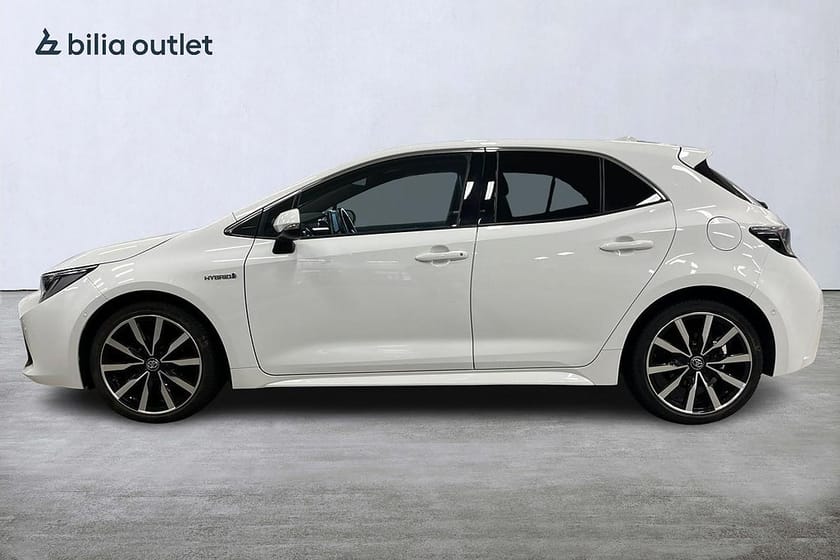 Bild 3 av Toyota Corolla Hybrid e-CVT Style 122hk Backkamera Rattvärme