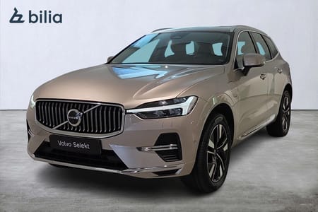 Volvo XC60 Recharge T6 Core Bright / Läder / 360 / Elstolar