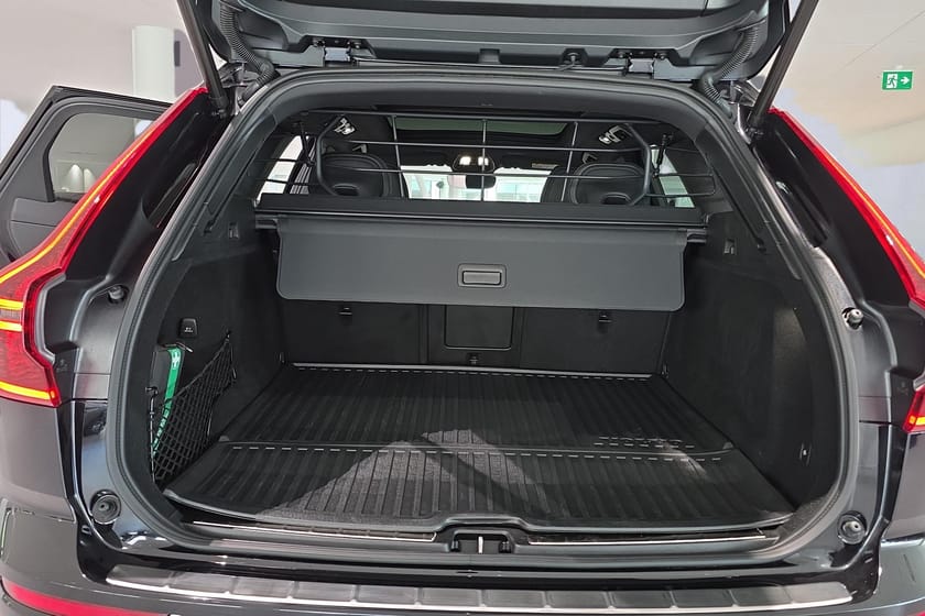 Bild 4 av Volvo XC60 T8 Plus Black Nordic Edition