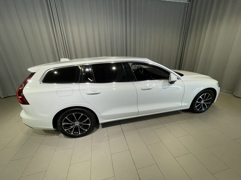 Bild 3 av Volvo V60 D4 Momentum Advanced Edition 190hk Aut