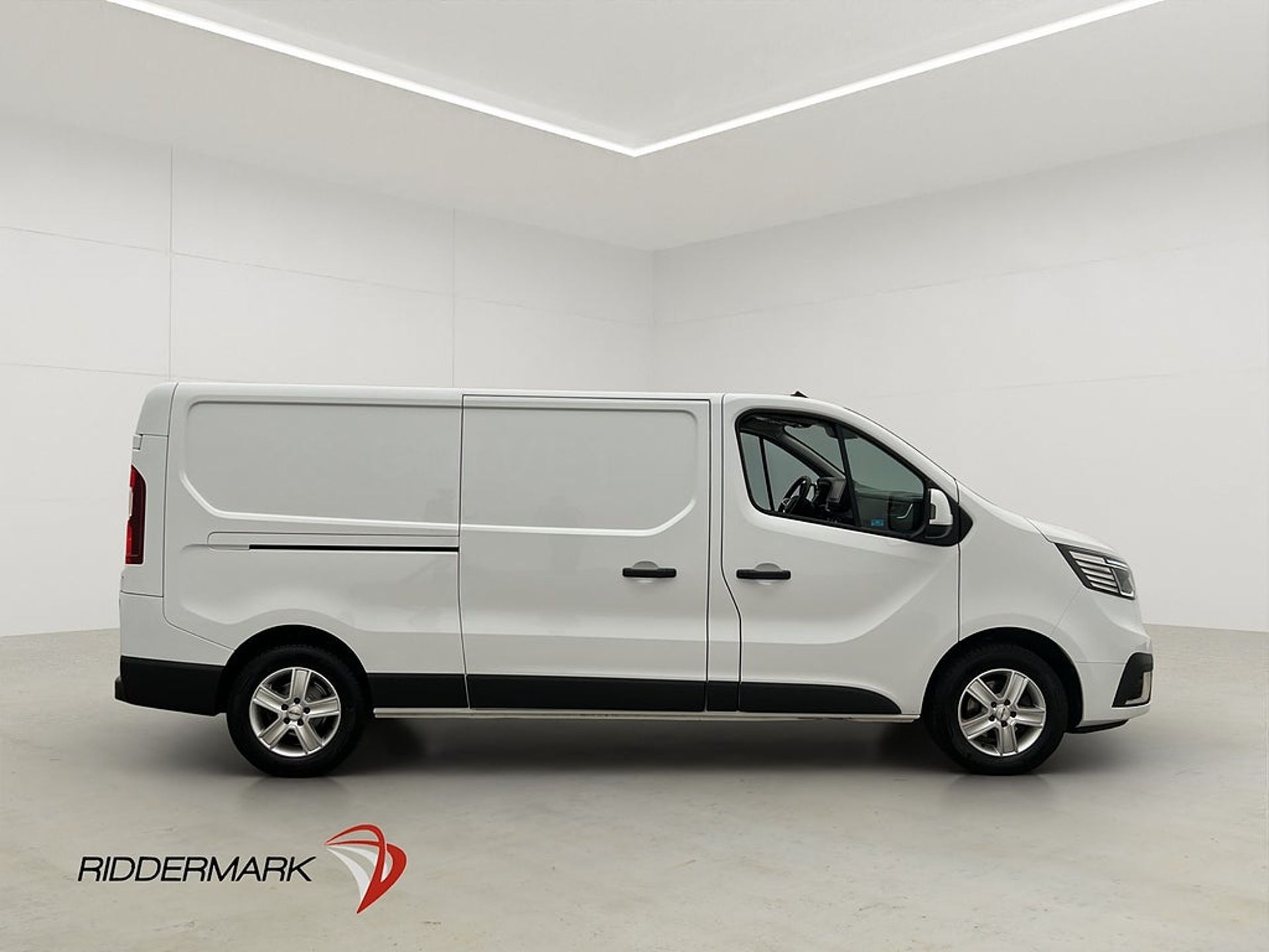 Renault Trafic L2 Värm 2023, bild 2/10