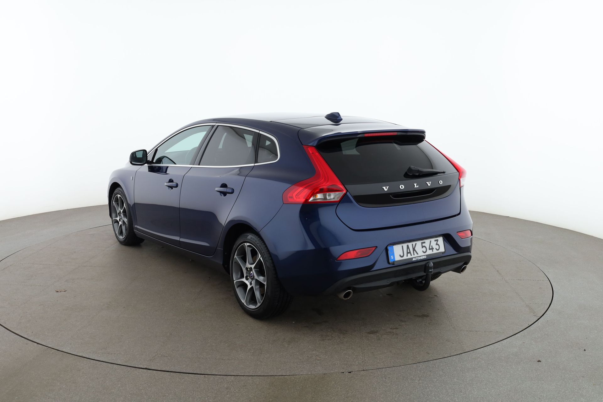 Volvo V40 D3 Ocean Race / VOC 2016, kuva 3/10