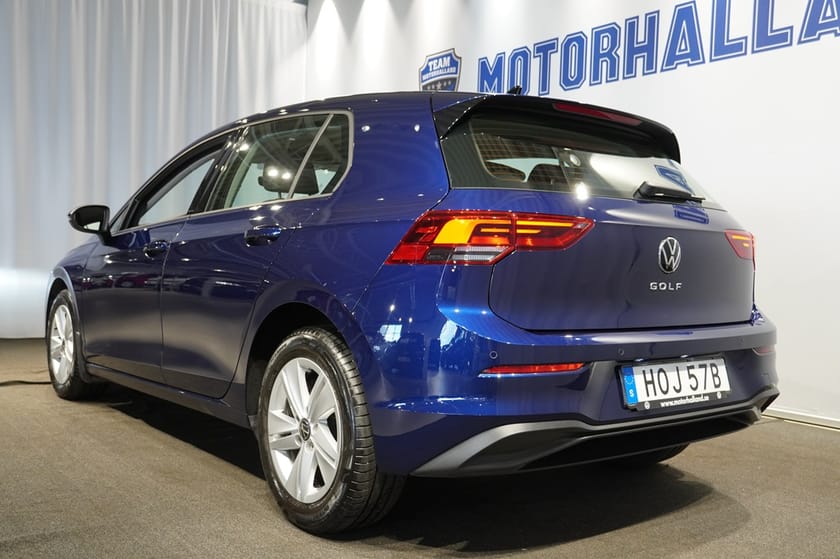 Bild 3 av Volkswagen Golf 1,0 LIFE - Metallic, ACC, NAV