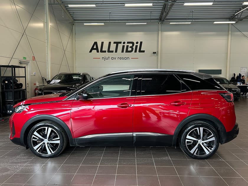 Bild 3 av Peugeot 3008 HYBRID4 300 GT ULT BUSINESS AUT Drag/Kamera/Navi/Pano/Skinn