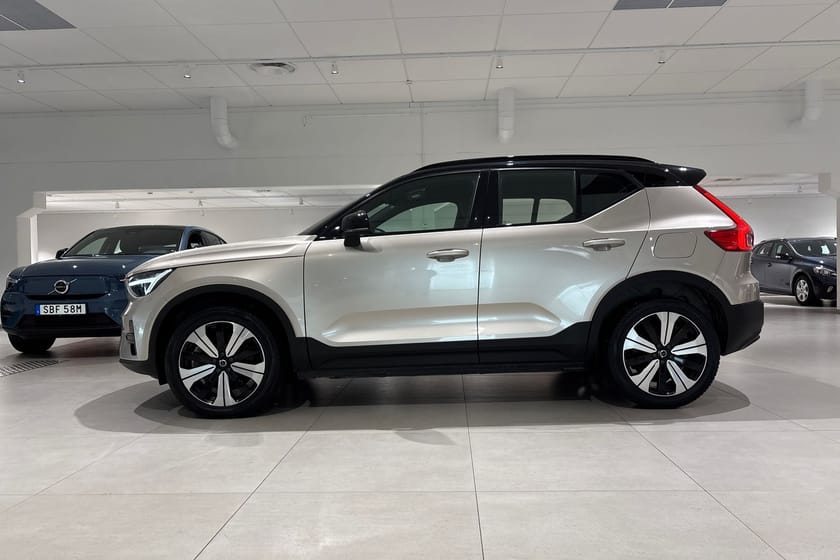 Bild 1 av Volvo XC40 Recharge Core