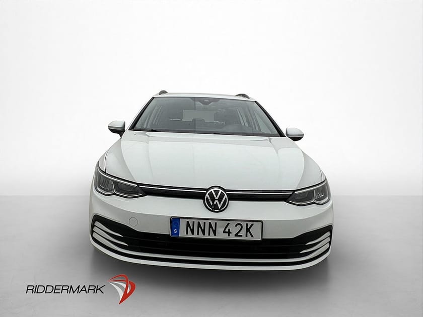 Bild 2 av Volkswagen Golf Sportscombi 1.5 eTSI Base Backkamera IQ Drive Dragkrok