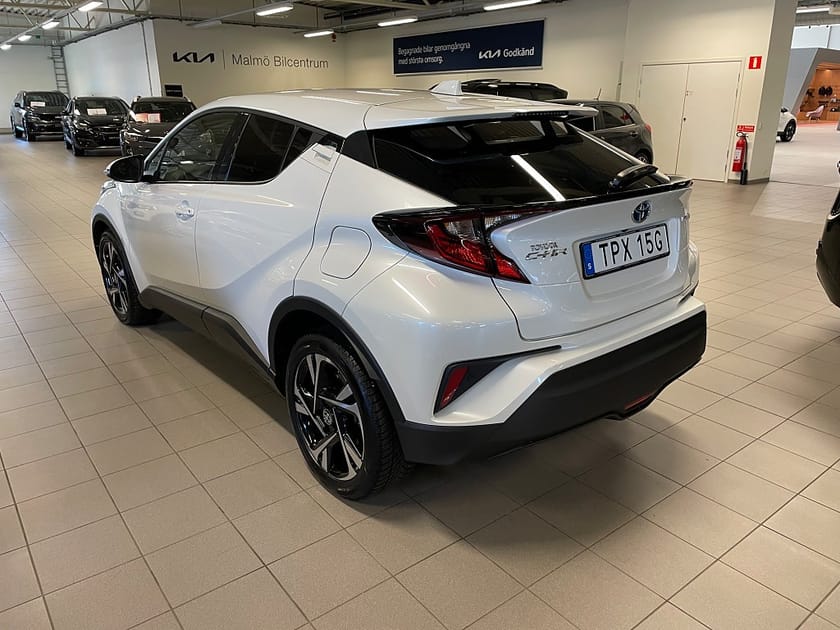 Bild 2 av Toyota C-HR Hybrid X-Edition
