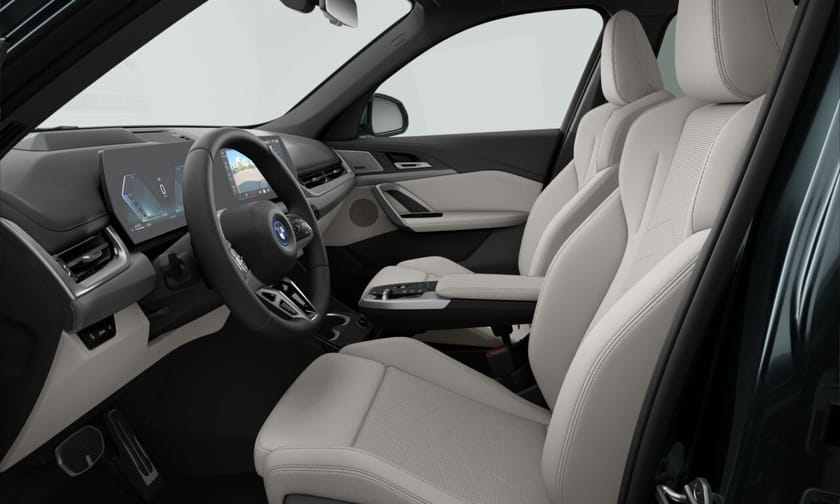 Bild 3 av BMW X1 xDrive25e - Supercharged / Pano / DAP / 360 / Fria Vinterhjul **
