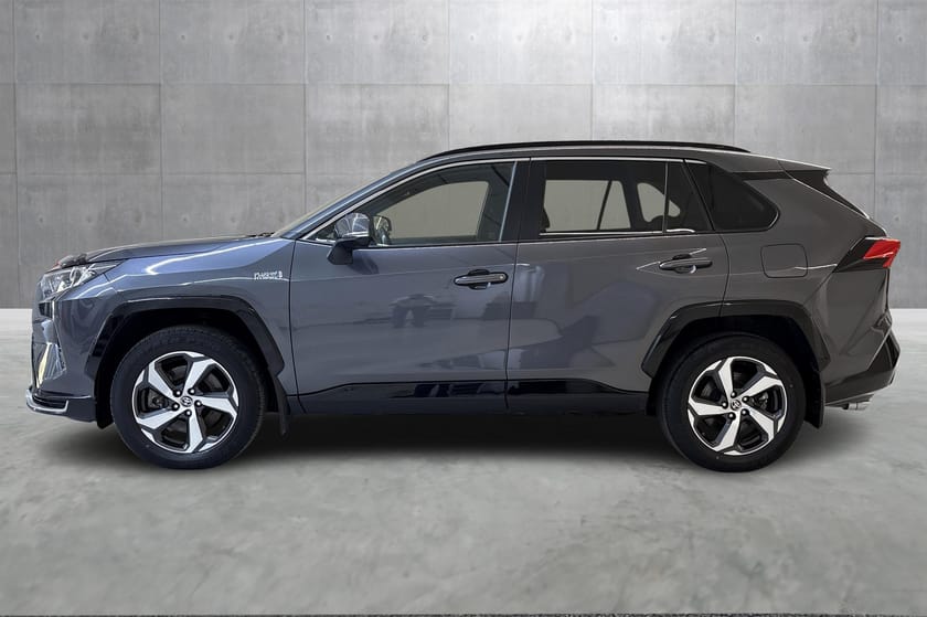 Bilde 2 av Toyota RAV4 Plug-in Hybrid 2.5l, AWD, Plug in, Active Tech, H.feste, 1 eier