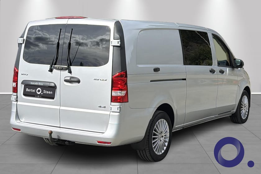 Bilde 5 av Mercedes-Benz Vito 119 CDI 4x4 3.0t | 2-SETER | WEBASTO | EKSTRA LYS | DISTRONIC