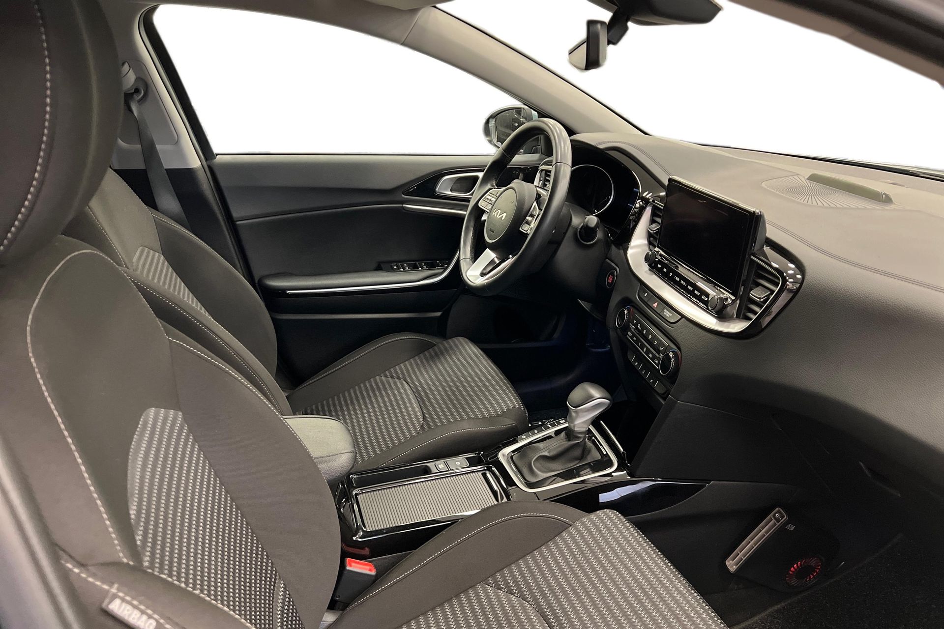 Kia Ceed 2023, bild 7/10