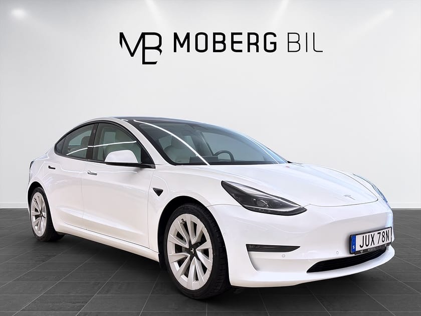 Bild 4 av Tesla Model 3 Long Range AWD 440hk Pano Skinn B-kamera Navi