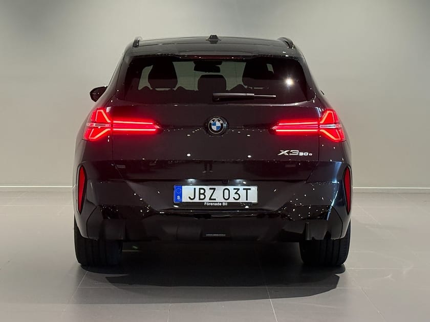 Bild 4 av BMW X3 30e xDrive M Sport Business Edition HUD Panorama