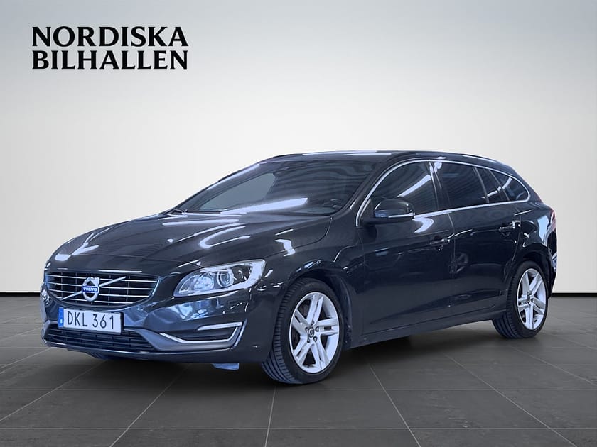 Bild 3 av Volvo V60 D4 AWD Geartronic Momentum Business Edition Drag Harman