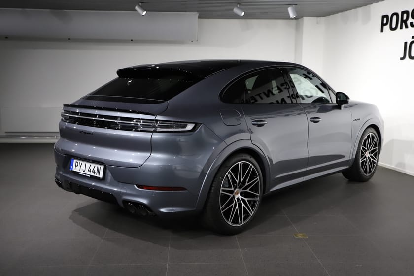 Bild 5 av Porsche Cayenne E-Hybrid Coupé Black Edition