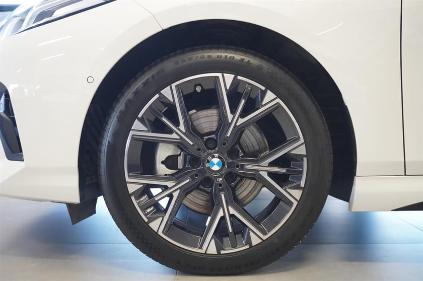 Bild 3 av BMW 120 Aut M Sport 18 Kamera Navi Rattvärme