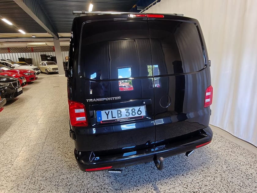 Bild 4 av Volkswagen Transporter T30 2.0 TDI BMT DSG Sekventiell, 204hk