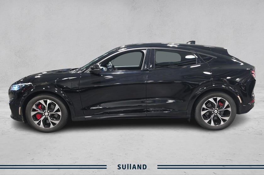 Bilde 2 av Ford Mustang Mach-E Long Range AWD Premium/Long Range/Skinn/App/360Kamera/El.stoler