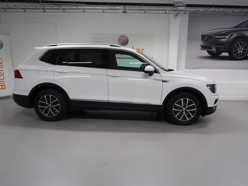 Bild 5 av Volkswagen Tiguan Allspace 7-sätes 7-sits 2.0 TSI 4M V-Däck ingår Drag-Kamera-Vär