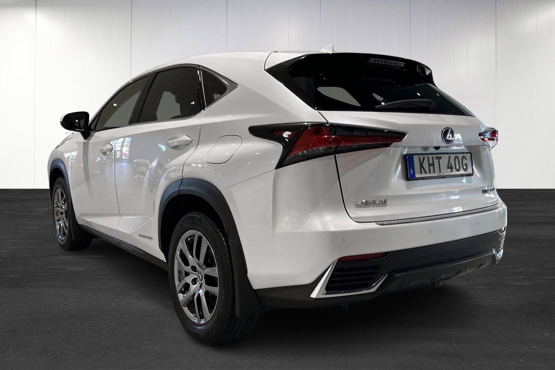 Lexus NX 300h Executive 2019, bild 3/10