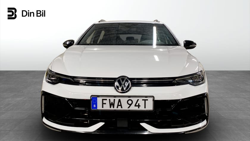 Bild 4 av Volkswagen Golf Variant R 2.0 TSI 4MOTION 333HK
